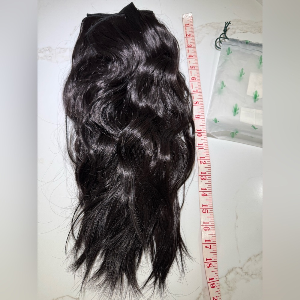 HAIR, 20” Clip in Hair Extensions, Wavy/Curly (6PCS,Brown Black)